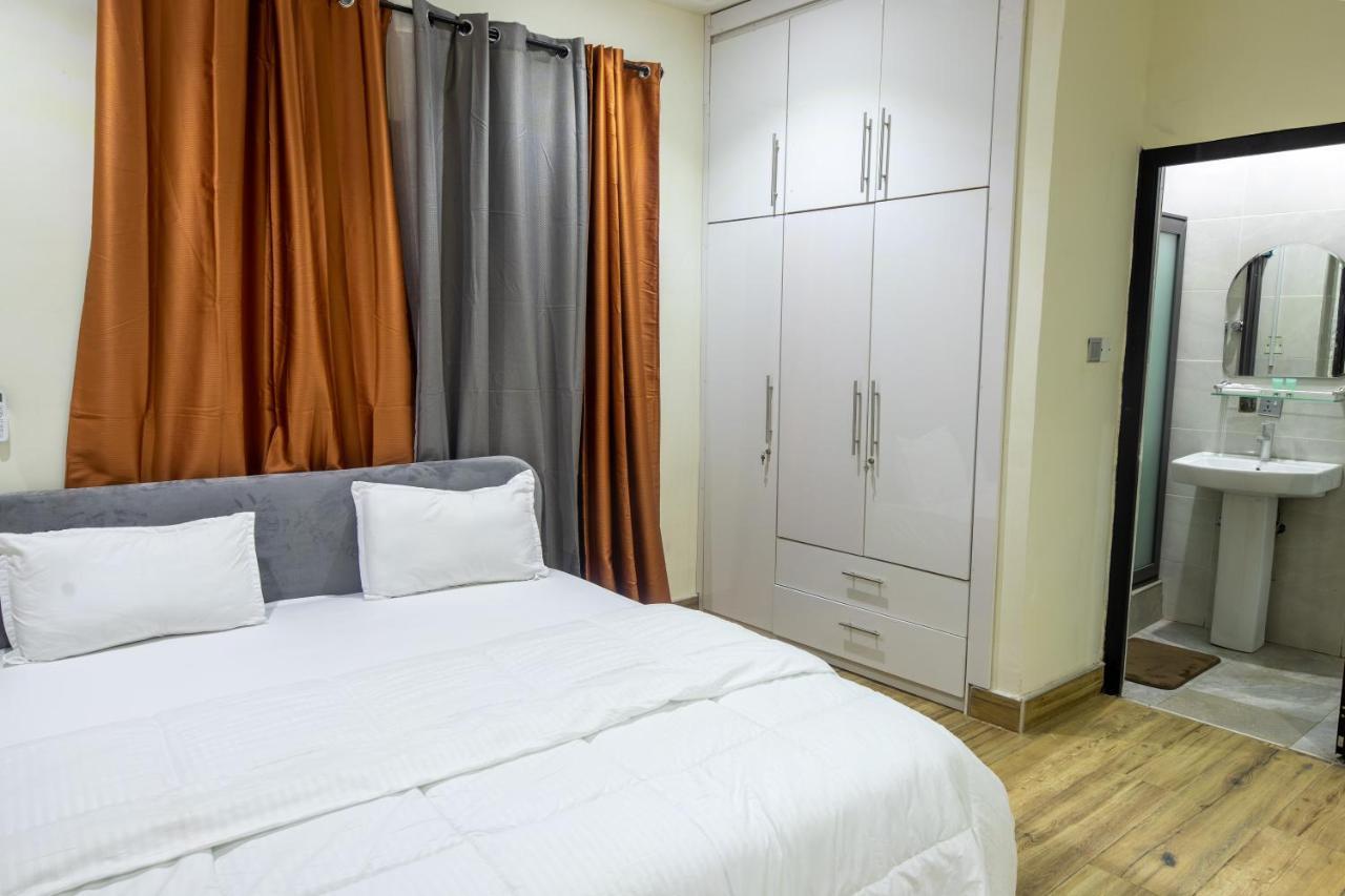 Cloud9 Luxury Apartments Accra Exterior photo