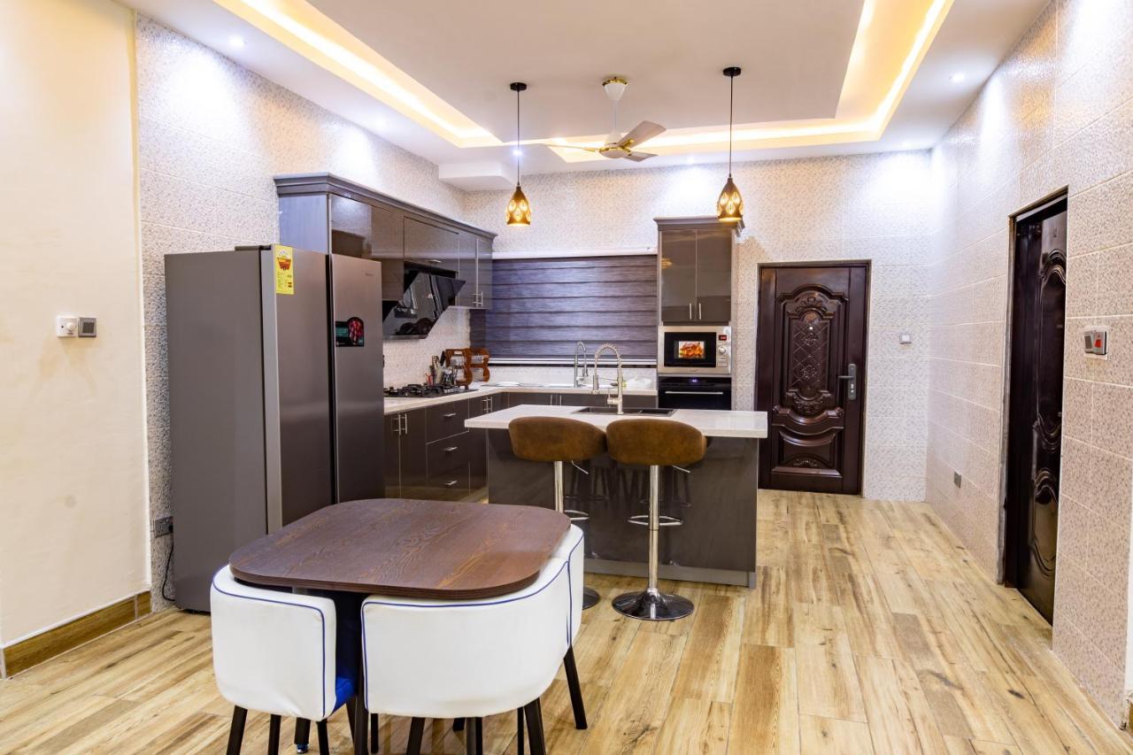 Cloud9 Luxury Apartments Accra Exterior photo