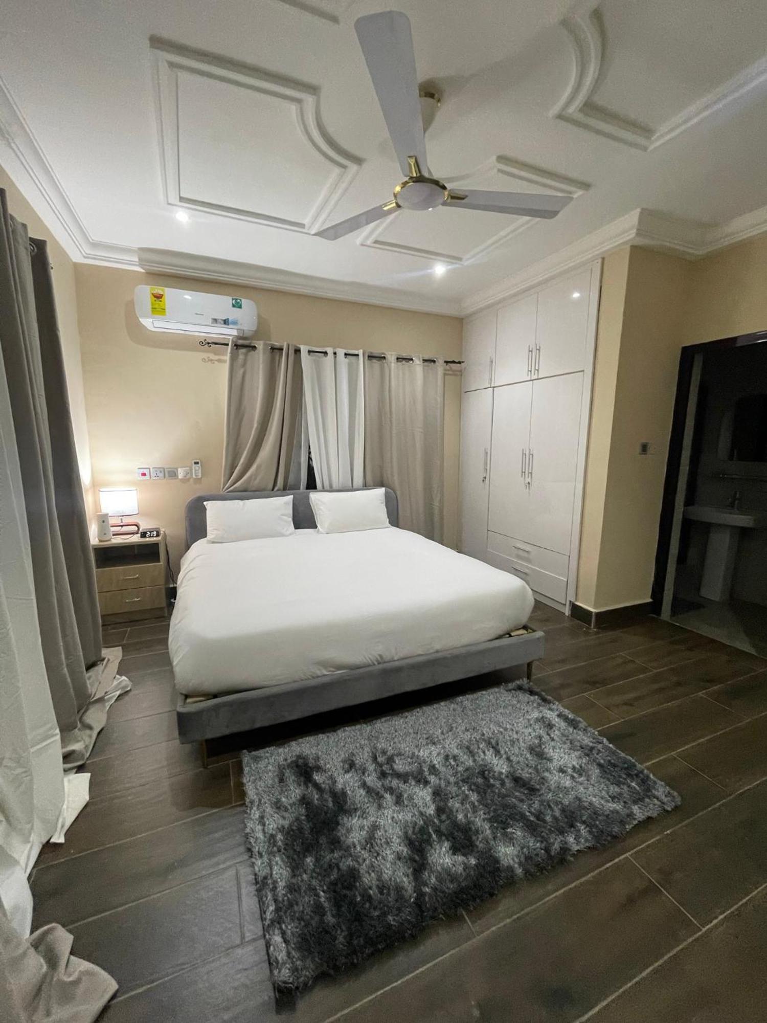 Cloud9 Luxury Apartments Accra Exterior photo