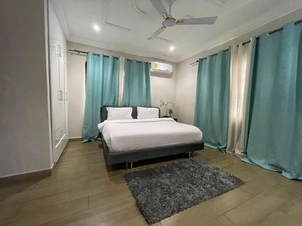 Cloud9 Luxury Apartments Accra Exterior photo