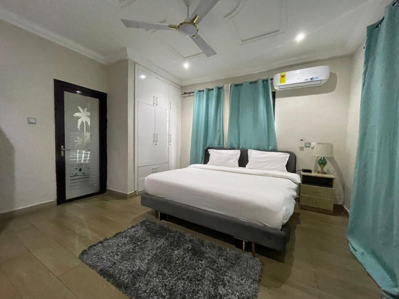 Cloud9 Luxury Apartments Accra Exterior photo