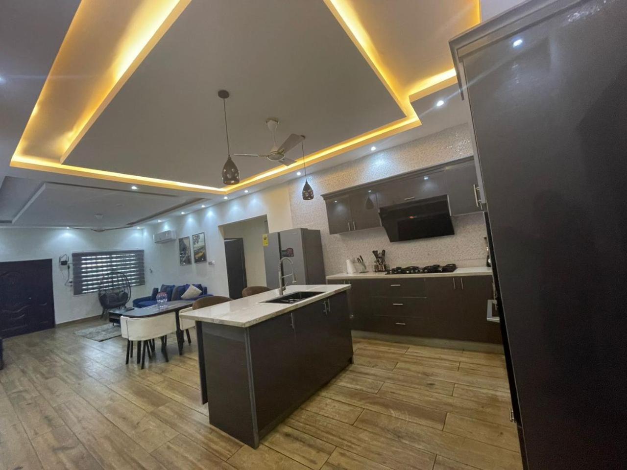 Cloud9 Luxury Apartments Accra Exterior photo